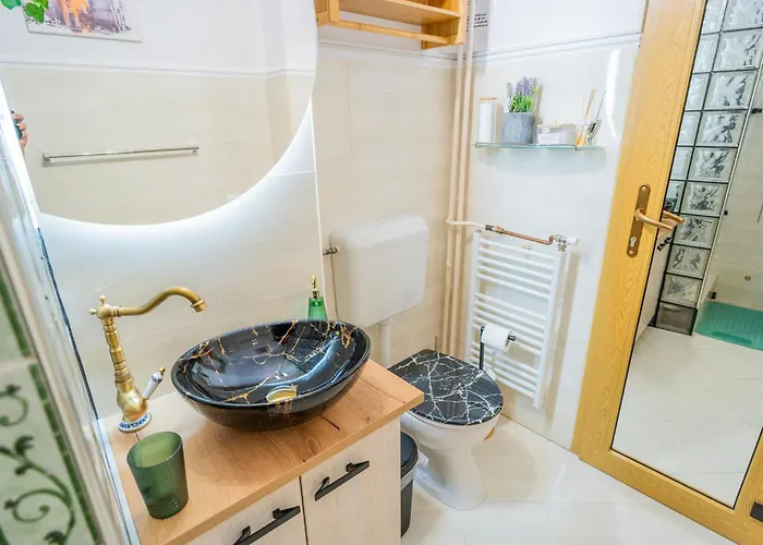 Cozy Бухарест